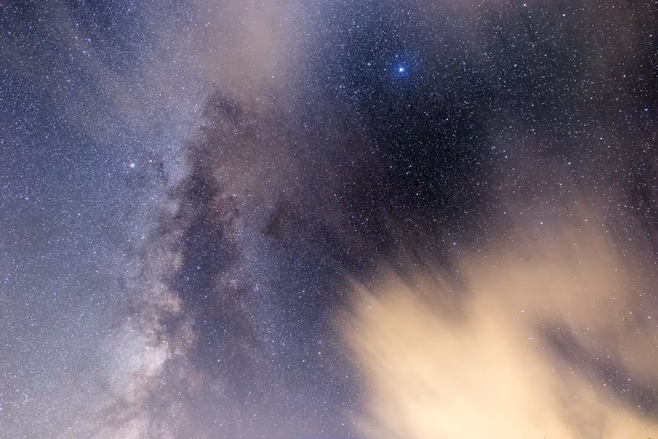 Blue Night Sky AVIF preview