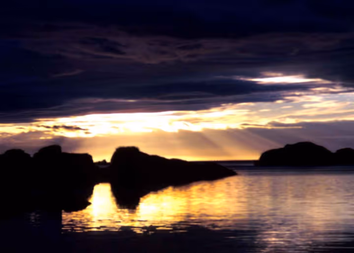 Sunset Rays AVIF preview